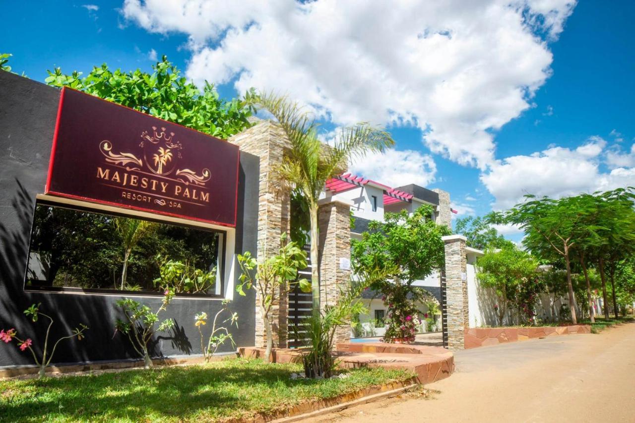 Majesty Palm Resort Mahajanga Eksteriør billede